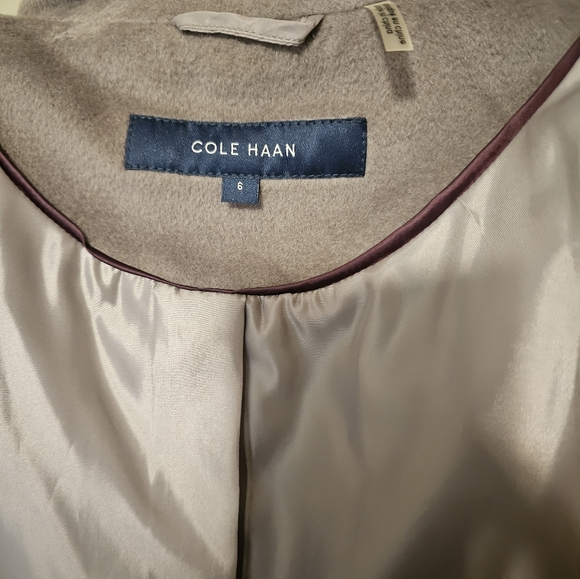 Cole Haan wool blend coat size 6, new. - Picture 6 of 8